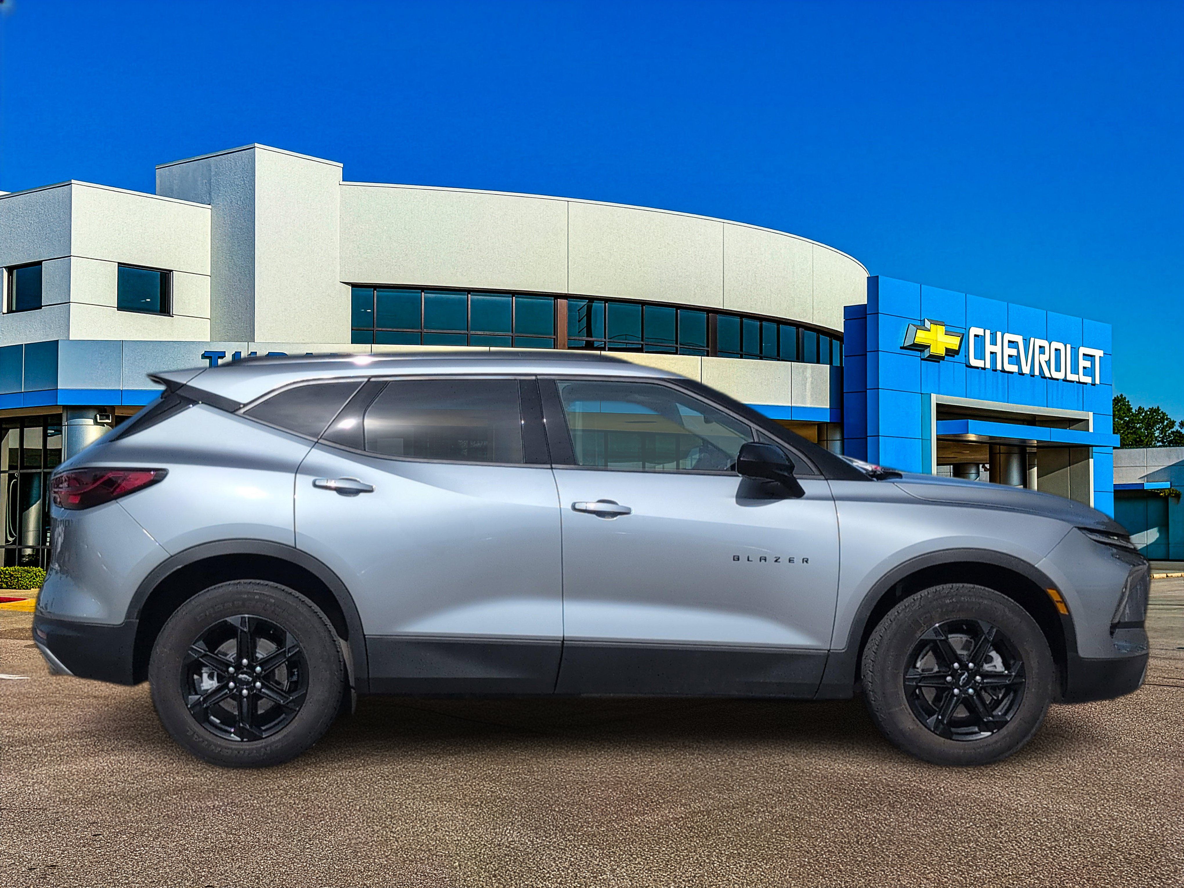 Used 2024 Chevrolet Blazer LT w/ Convenience Package FWD image 7