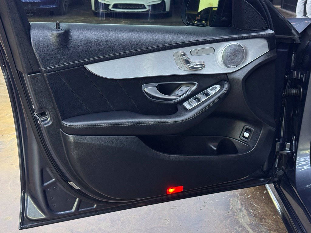 Used 2015 Mercedes-Benz C 300 4MATIC Sedan image 13