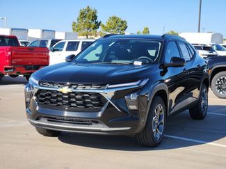 New 2026 Chevrolet Trax LT w/ Driver Confidence Package video 2