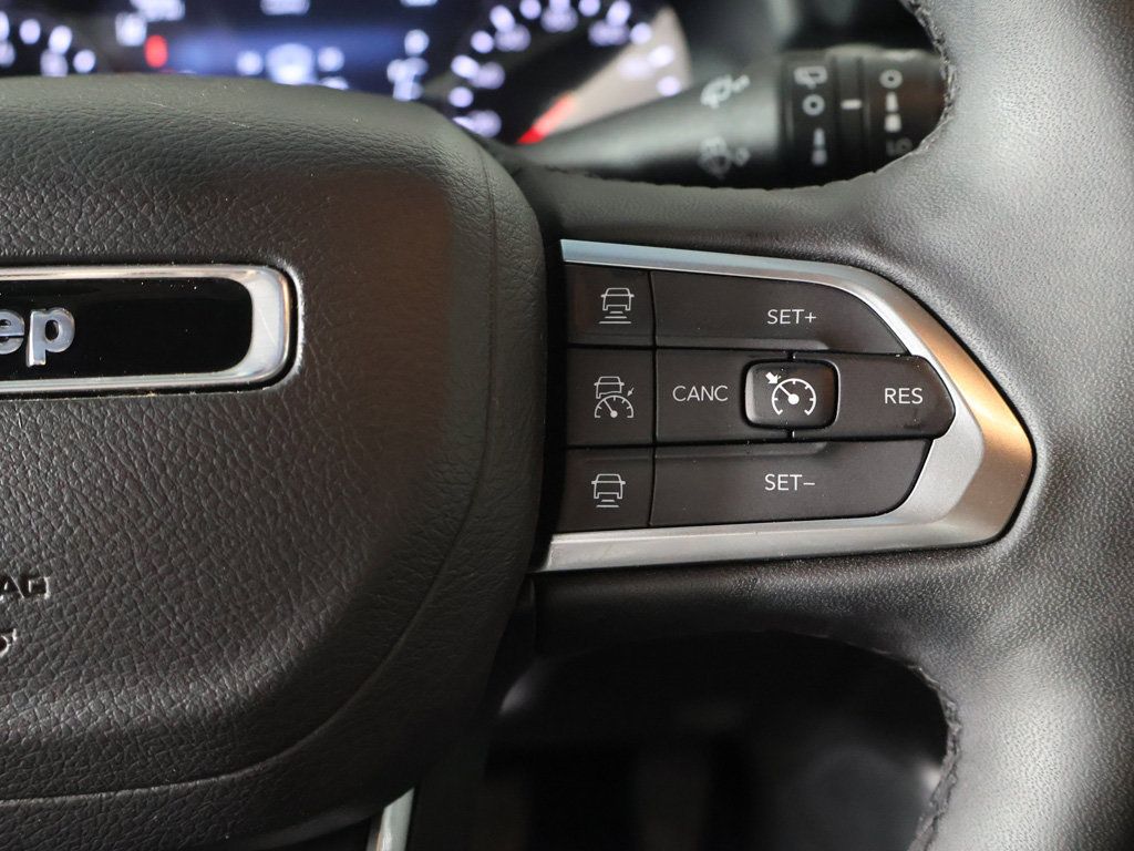 Used 2024 Jeep Compass Limited AWD/4WD image 39