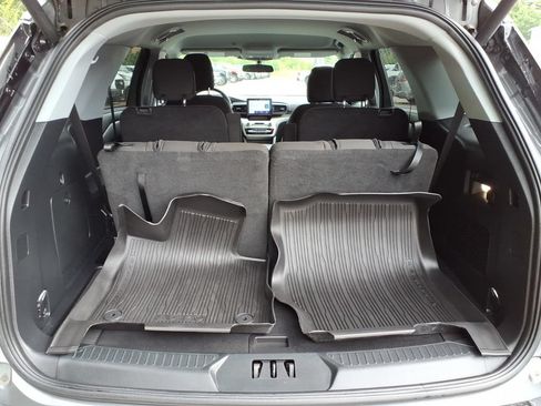 Certified 2023 Ford Explorer XLT AWD/4WD image 14