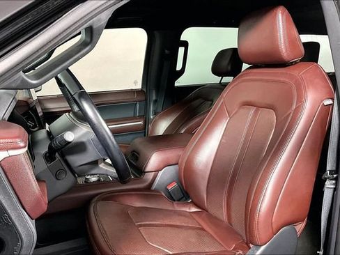 Used 2022 Ford Expedition Max Limited AWD/4WD image 24