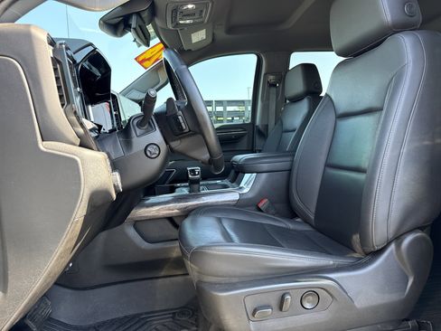 Used 2024 Chevrolet Silverado 1500 LTZ AWD/4WD image 16
