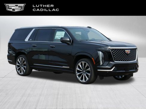 Used 2026 Cadillac Escalade ESV Luxury w/ Touring Package AWD/4WD image 1