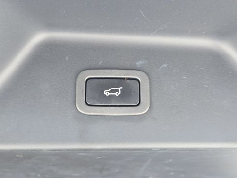 Used 2019 Land Rover Range Rover Supercharged AWD/4WD image 16