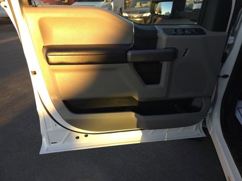 Used 2019 Ford F550 4x4 Crew Cab Super Duty image 11