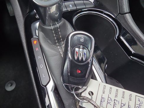 Used 2024 Buick Encore GX Sport Touring image 37