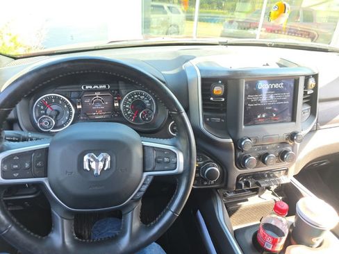 Used 2020 RAM 1500 Big Horn AWD/4WD image 1