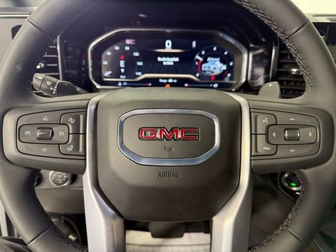 Used 2025 GMC Sierra 1500 Elevation w/ Preferred Package image 15