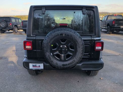 New 2026 Jeep Wrangler Unlimited Sport AWD/4WD image 7