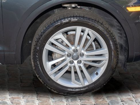 Used 2018 Audi Q5 2.0T Premium Plus w/ Premium Plus Package image 41