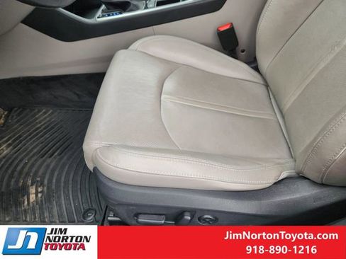 Used 2018 Hyundai Sonata Limited image 25