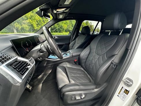 Used 2026 BMW X5 sDrive40i w/ M Sport Package RWD image 11