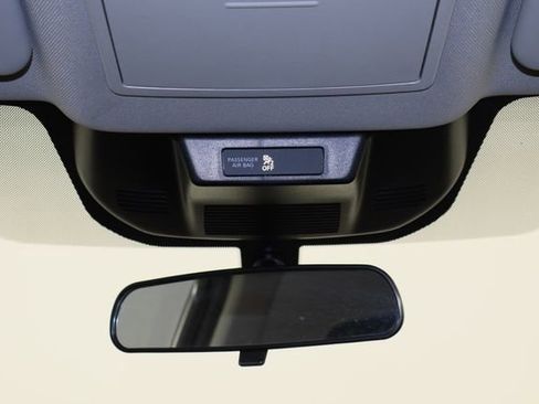 Used 2021 Nissan Rogue S image 23