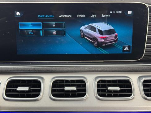 Used 2020 Mercedes-Benz GLE 350 4MATIC w/ Premium Package image 31