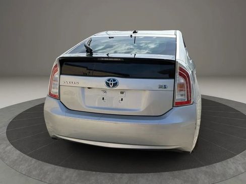 Used 2014 Toyota Prius Three FWD image 11