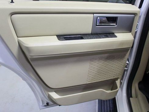 Used 2017 Ford Expedition Limited w/ Equipment Group 301A image 12