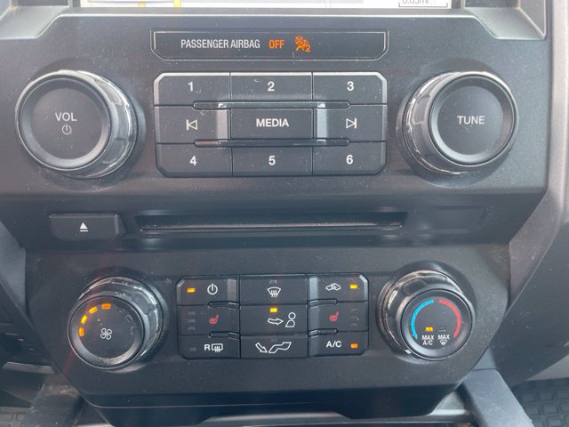 Used 2018 Ford F150 XLT w/ Equipment Group 302A Luxury AWD/4WD image 8