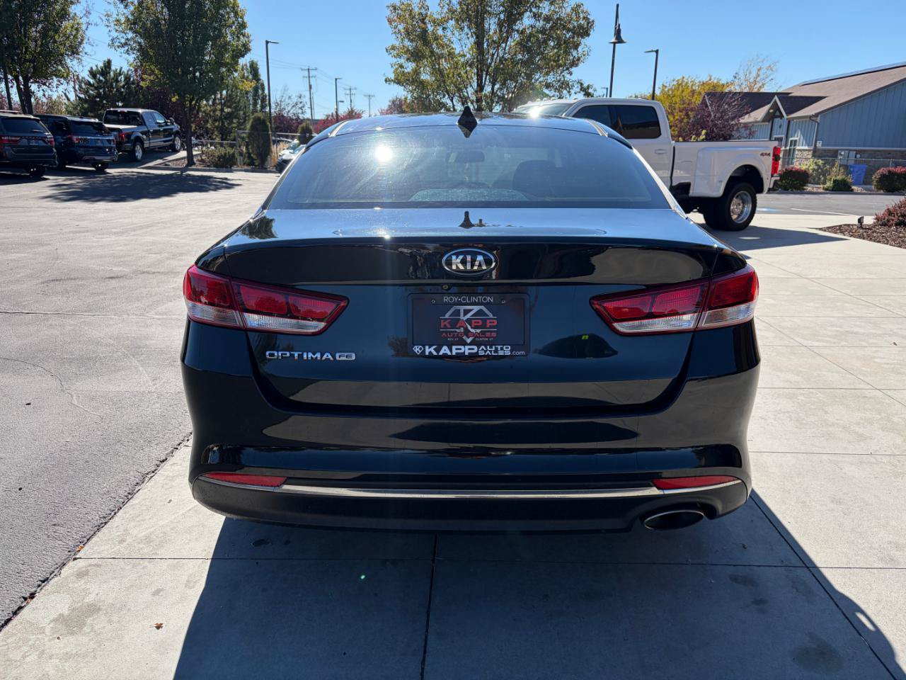 Used 2017 Kia Optima LX FWD image 9