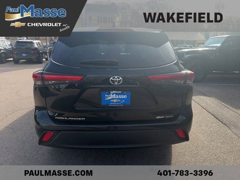 Used 2020 Toyota Highlander L image 3