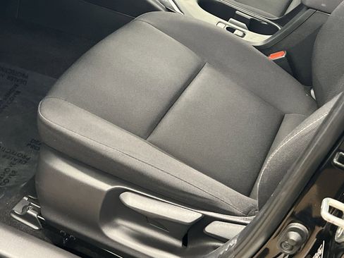 Used 2023 Toyota Corolla LE image 11