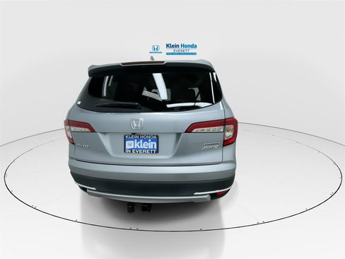 Used 2019 Honda Pilot Touring image 9