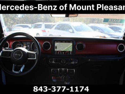 Used 2023 Jeep Wrangler Unlimited Rubicon w/ Cold Weather Group image 19