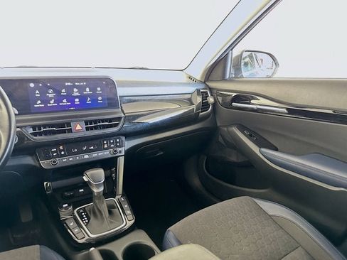 Used 2024 Kia Seltos S AWD/4WD image 23