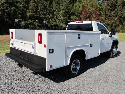 Used 2022 Chevrolet Silverado 3500 LT w/ Convenience Package image 6