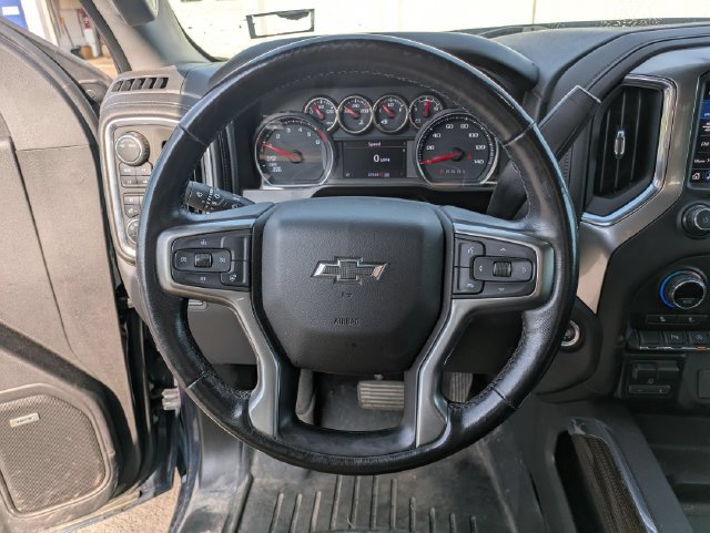 Used 2020 Chevrolet Silverado 1500 RST AWD/4WD image 9