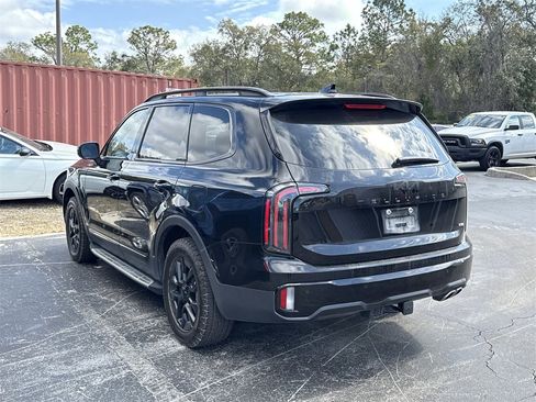 Used 2025 Kia Telluride AWD image 5