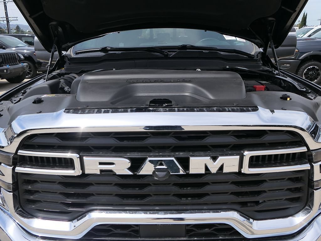 New 2026 RAM 3500 Tradesman AWD/4WD image 26