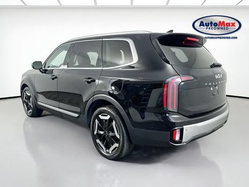 Used 2023 Kia Telluride EX w/ EX Captain's Chair Package AWD/4WD image 6