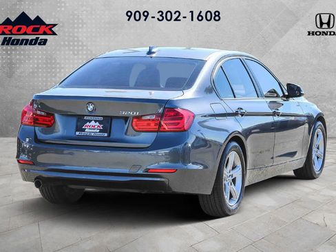 Used 2015 BMW 320i 320i image 4