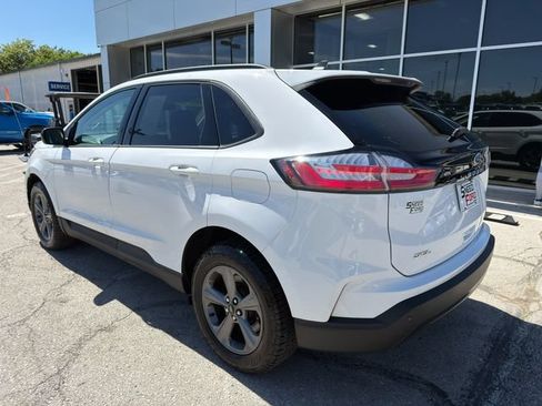 Used 2024 Ford Edge SEL w/ Sport Appearance Package AWD/4WD image 5