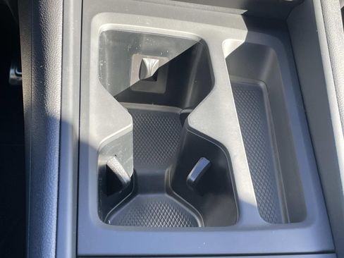 New 2026 Volkswagen Tiguan SE R-Line FWD image 27