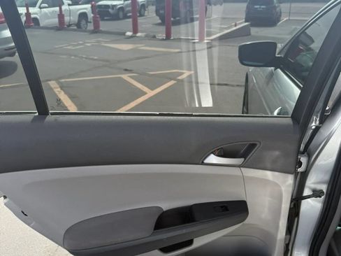 Used 2010 Honda Accord LX image 10