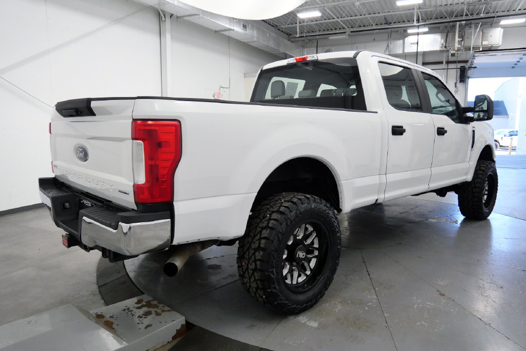 Used 2017 Ford F350 XL AWD/4WD image 8