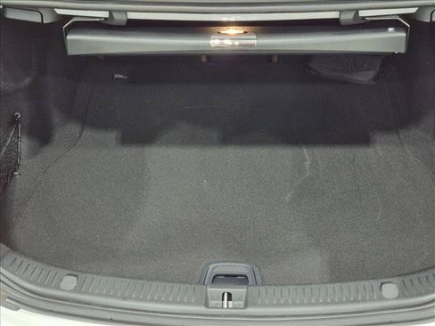 Used 2019 Mercedes-Benz E 300 image 6