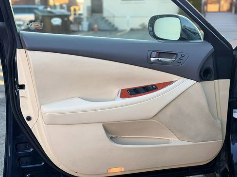 Used 2010 Lexus ES 350 FWD image 23