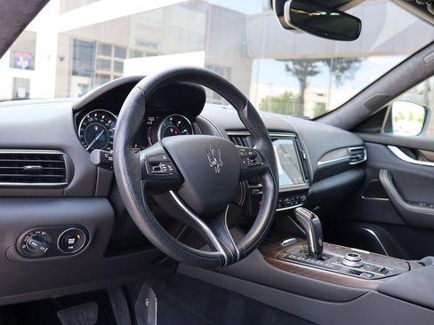 Used 2022 Maserati Levante GT image 19