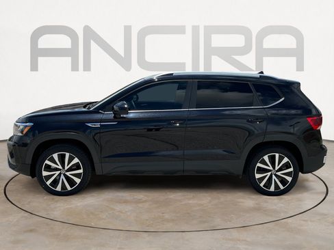 Used 2023 Volkswagen Taos SE FWD image 7