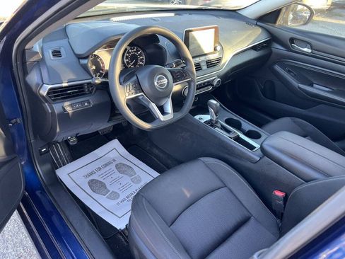 Used 2019 Nissan Altima 2.5 S FWD image 10