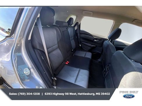 Used 2024 Nissan Rogue SV AWD/4WD image 20