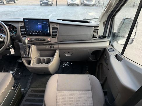 Used 2022 Ford Transit 350 XLT image 27