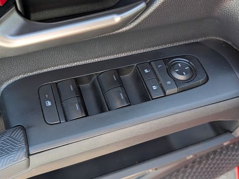 Used 2024 Toyota Tacoma TRD Off-Road AWD/4WD image 19