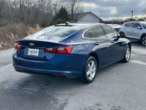 Used 2019 Chevrolet Malibu LS image 3