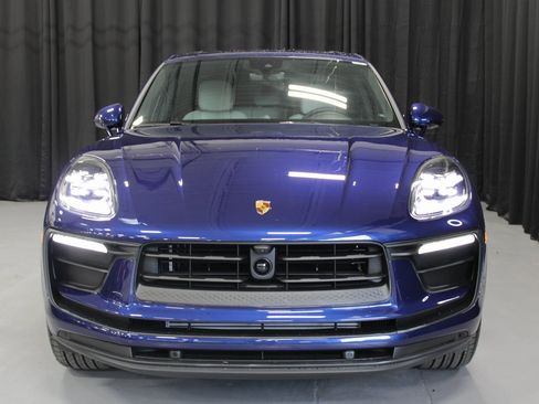 New 2026 Porsche Macan image 10