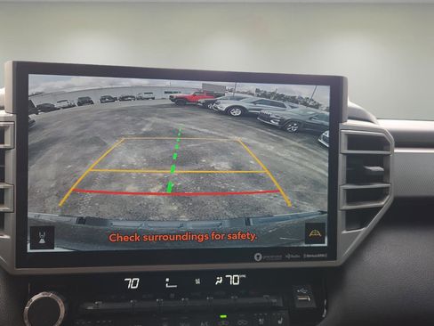 Used 2022 Toyota Tundra Limited w/ Power Package image 37