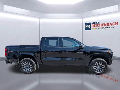 Used 2023 Chevrolet Colorado Z71 w/ Z71 Convenience Package 2
